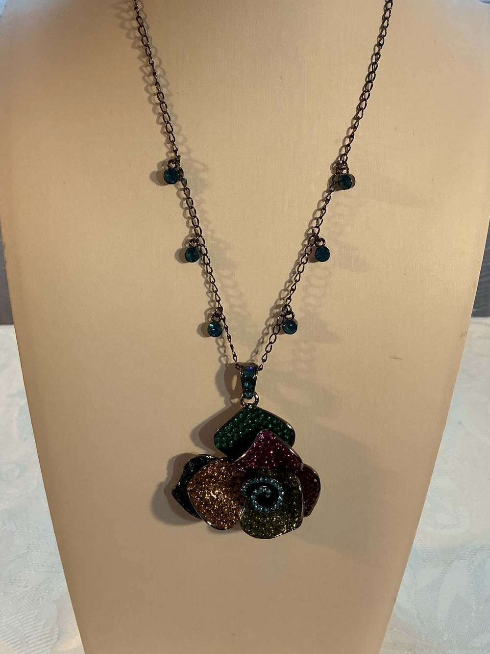 Flower Swirl Multicolor Rhinestone Gunmetal Silver Tone Pendant Necklace